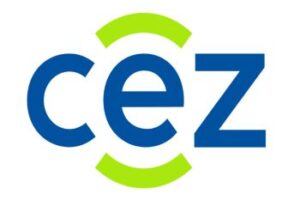 Logo Centrum E-Zdrowia. Napis CEZ niebieskimi literami z otoczką zieloną.